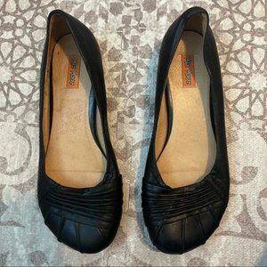 MIZ MOOZ leather ballet flats black rounded toes